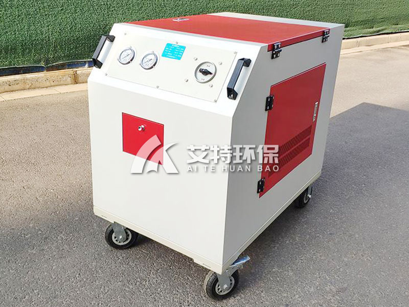 Explosion-proof box type oil filter truck LYC-50C