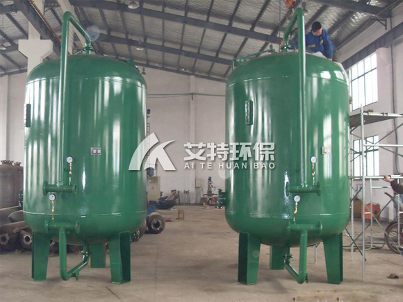 Multi - medium quartz sand pressure filter