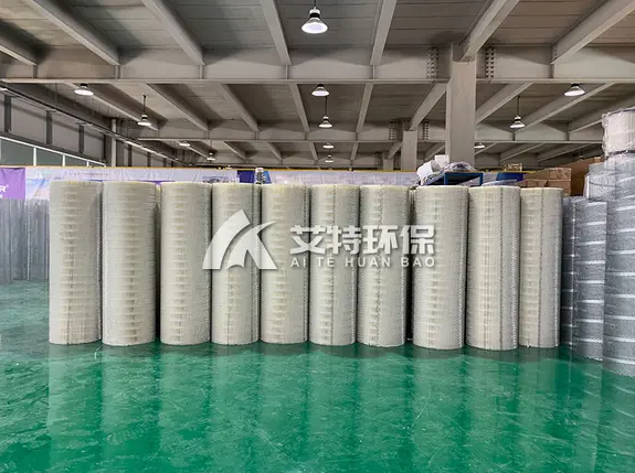 Wood pulp fiber paper dust filter element